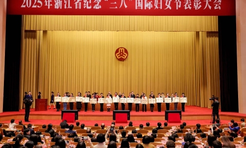 祝贺！桐昆这支创新团队，摘得“全国巾帼文明岗”