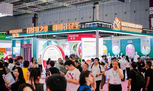 绿色科技领“纤”未来，桐昆闪耀2025yarnexpo秋冬纱线展